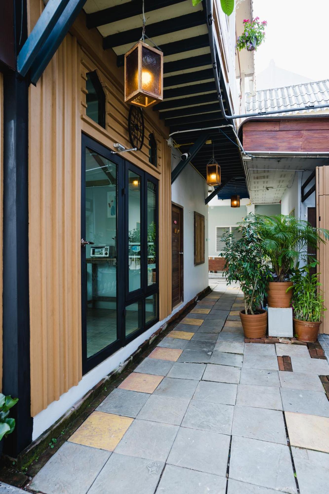 Sabuy Chiangmai Hotel Чиангмай Екстериор снимка