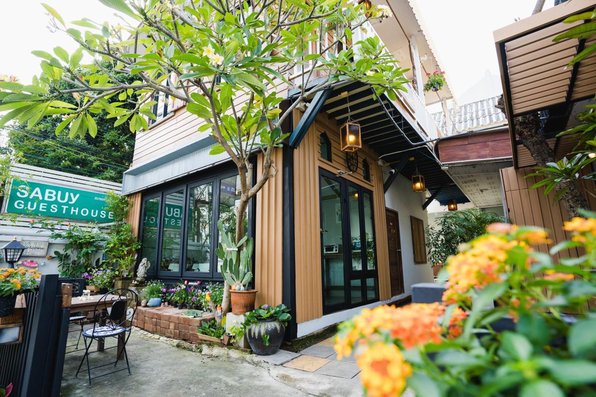 Sabuy Chiangmai Hotel Чиангмай Екстериор снимка