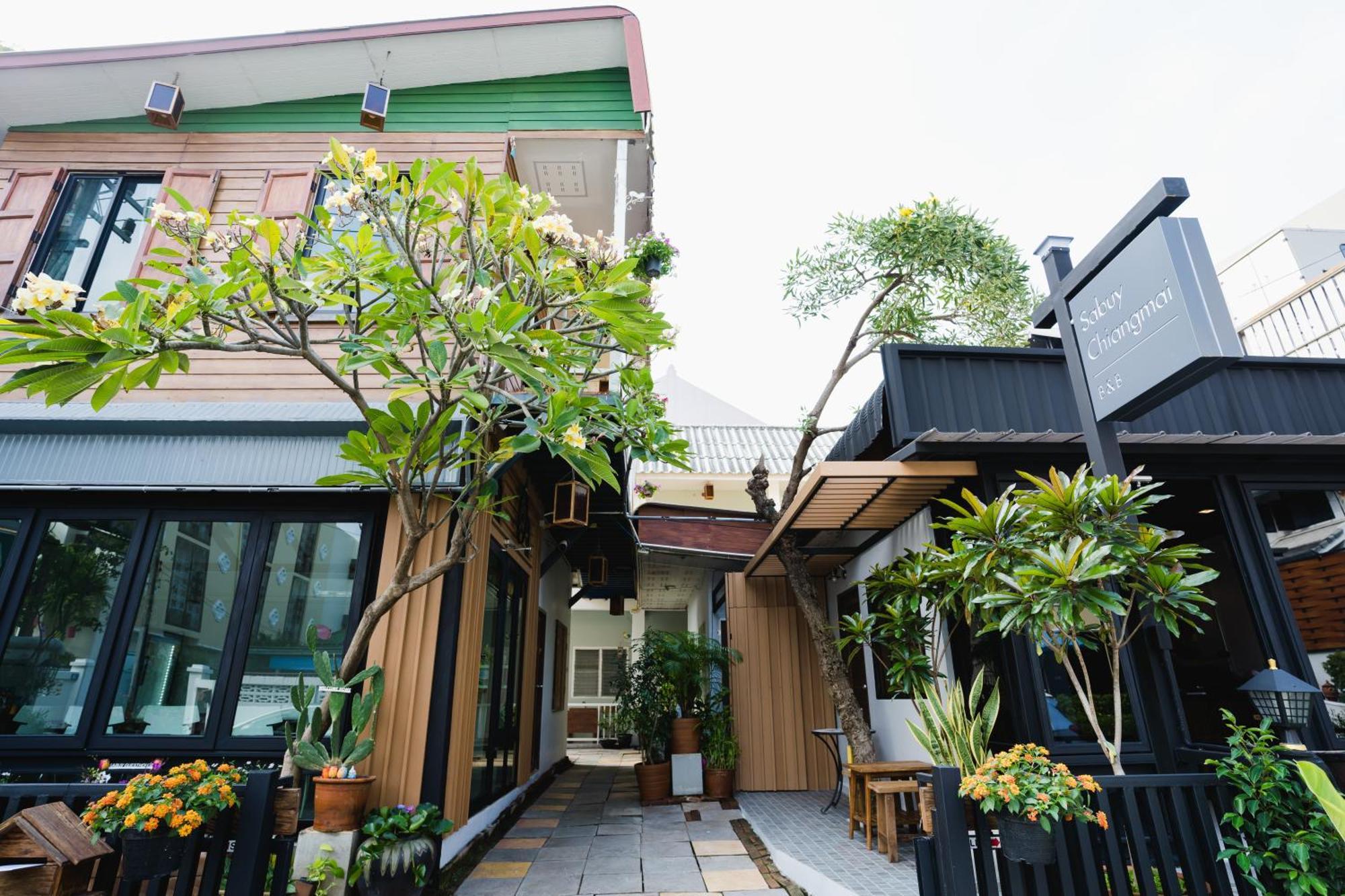Sabuy Chiangmai Hotel Чиангмай Екстериор снимка
