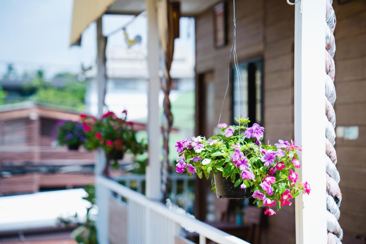 Sabuy Chiangmai Hotel Чиангмай Екстериор снимка